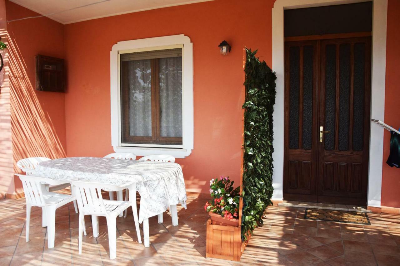 Appartamenti Da Vincenza Santa Maria Navarrese Exterior foto